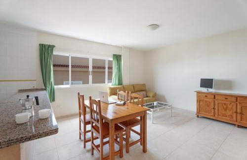 San Isidro Apartamento | Isla 1