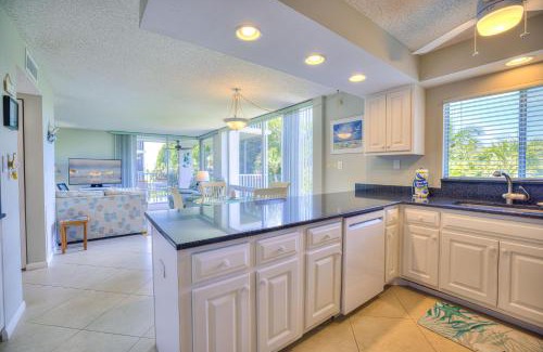 Sanibel Casa | Island Beach Club #330B