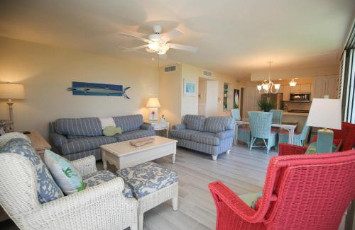 Sanibel Casa | Island Beach Club #330E