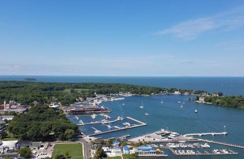 Put-in-Bay Casa | Island Club #99
