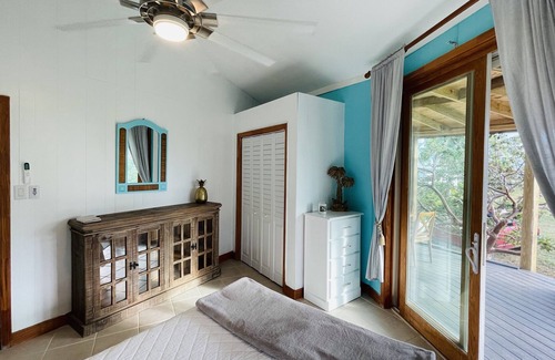 Gregory Town Casa | Island Cottage in Oleander Gardens