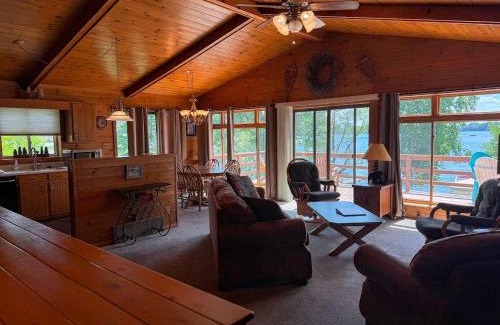 Minocqua Casa | Island Cove #9 - On Minocqua Lake