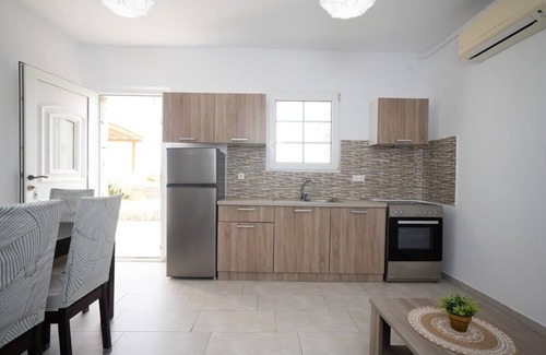 Plintri Apartamento | Island Dreaming Opal 2 Bd in Mykonos w shared pool