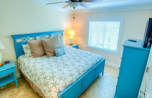 Holmes Beach Casa | Island Escape by AMI Locals