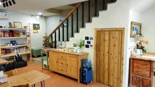 Nangan Casa | Island Flower Inn