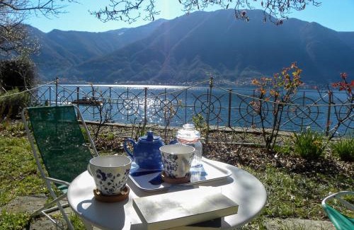 Tremezzina Casa | Island Garden - Ossuccio, Tremezzina by LoveComo