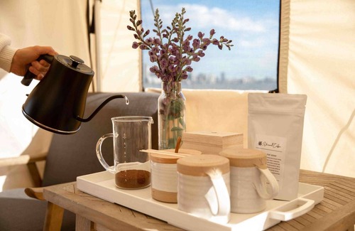Manhattan Cabina | Island Glamping + Michelin dining & Skyline View