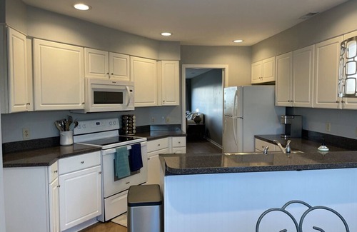 Saint Helena Island Casa | Island & Golf Getaway - 137 Ocean Point Drive