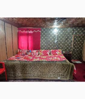 Dal Lake Casa | Island homestay in dal lake