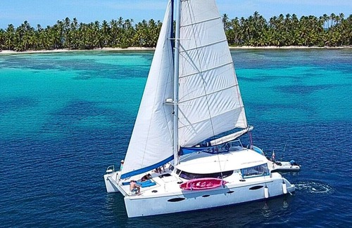 Carti Tupile Alquiler De Eote | Island Hopping on Luxury Private Crewed All-Inclusive Yacht