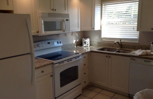 Siesta Key Villa | Island House Beach Resort - Villa 10B