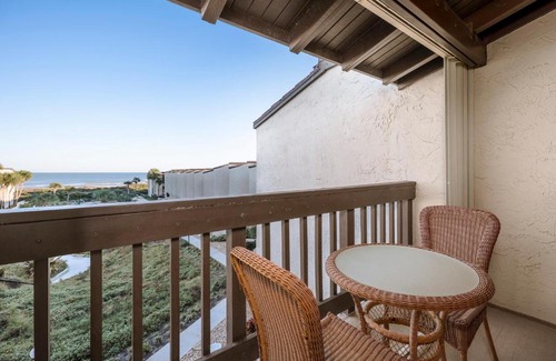 Butler Beach Apartamento | Island House E 225, 2 Bedrooms, Sleeps 4, Ocean View, Pool, Tennis, WiFi