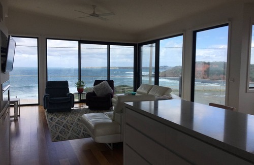Sunderland Bay Casa | Isla Oasis con vista al mar sin interrupciones!