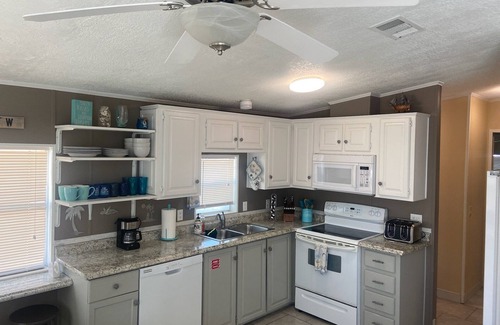 Cudjoe Key Cabaña | Island Oasis ~ YOUR Paradise awaits in Venture Out Resort!
