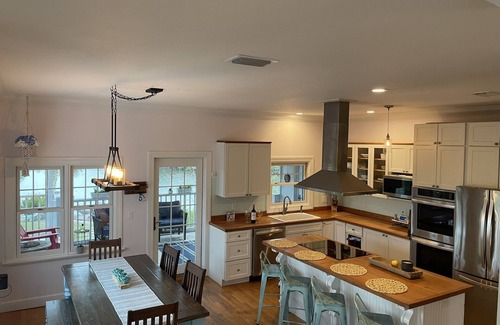 Terra Ceia Casa | Island Sanctuary and Retreat - Secluded waterfront home on historic island