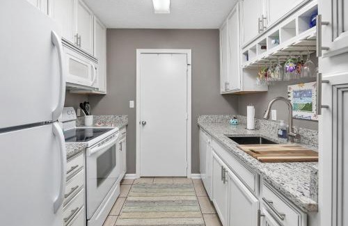 Saint Simons Heights Casa | Island Square #150
