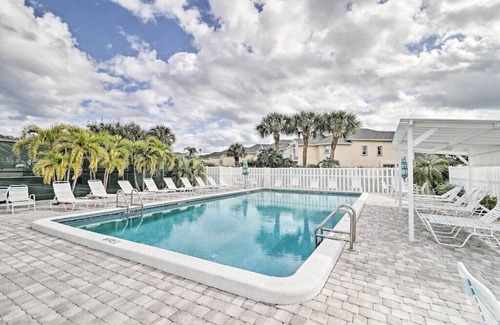 Jensen Beach Casa | Island Time-Walk to the beach-Intercoastal home in tropical paradise!