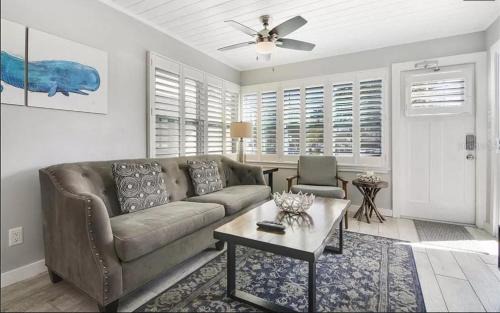 Clearwater Beach Casa | Island Vibes House