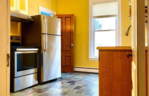 Munjoy Hill Apartamento | Island View House BnB Self Check-in # 3 / Free Parking