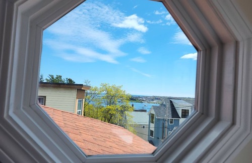 Munjoy Hill Apartamento | Island View House BnB Self Check-in # 3 / Free Parking