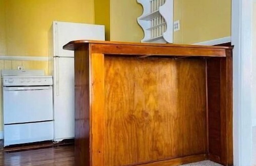 Munjoy Hill Apartamento | Island View House BnB Self Check-In # 5 / Free off- Street parking