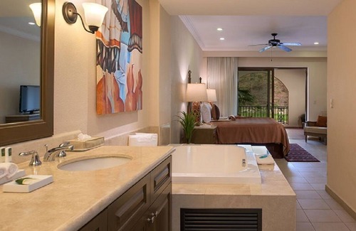 Loreto Complejo | Islands of Loreto: Villa del Palmar 2 Bedroom Luxury Suite