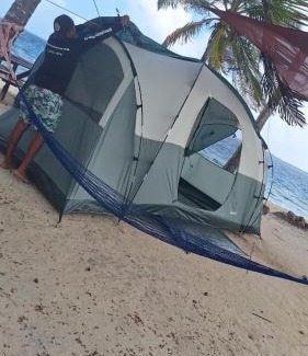 Panama Otro | Islas de San blas Camping frente al mar