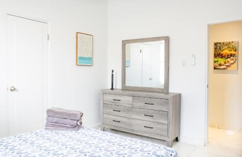 Ocean Park Apartamento | Ismael Rivera Villa 1 Ocean Park 4bd 2b