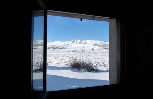 Picherande Chalet De Esquí | casa aislada en el corazón de las vistas a la montaña Pico de Sancy