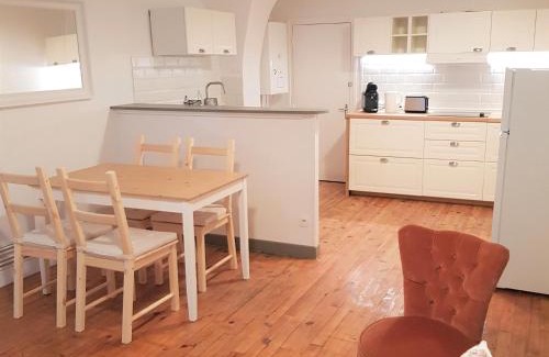 Issoire Apartamento | Issoire centre, T2 Bergère avec parking