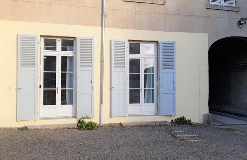 Issoire Apartamento | Issoire centre, T2 Bergère avec parking