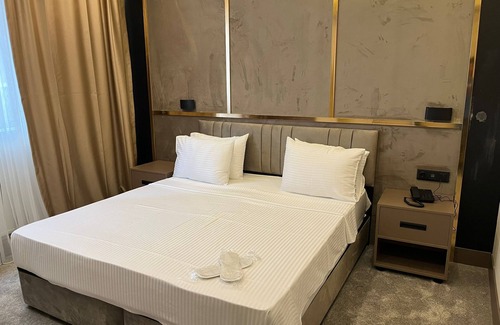 Ust Bostanci Hotel | Istanblu Hotel Atasehir
