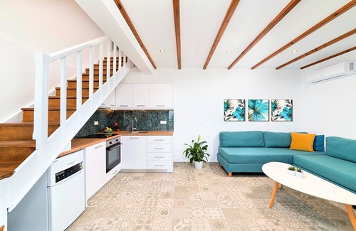 Istron Apartamento | Istron Beachview Maisonette