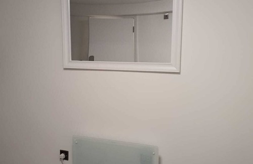 Belvedere Apartamento | It a one bedroom studio apartment with a free parking and close to train station