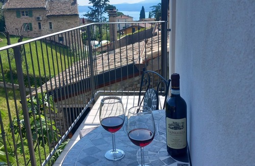 Albisano Apartamento | Casa Maria, Nuovo Appartamento con Vista Lago