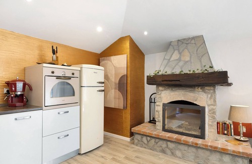 Castelvecchio di Rocca Barbena Apartamento | Apartamento 'La Terrazza Del Tempo' con vistas a la montaña, Wi-Fi y aire acondicionado