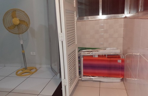 Ponta da Praia Apartamento | Two minutes from the beach. Wi-fi, cable TV, central gas.