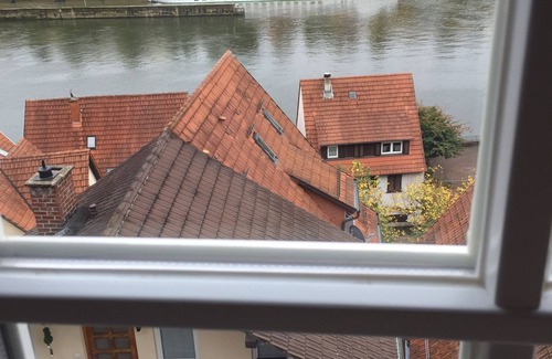 Hirschhorn Casa | It is the former supply house of Hirschhorn Castle.