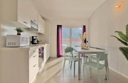 Maccagno Apartamento | Ático junto al lago con piscina, jacuzzi, alquiler de bicicletas, WIFI