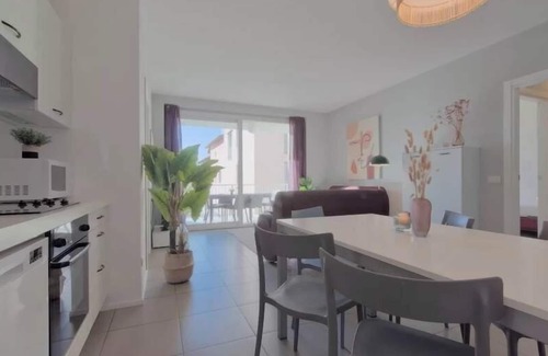 Maccagno Apartamento | Lake Maggiore 3 bedroom apartment with pool