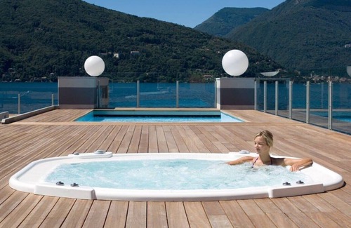 Maccagno Apartamento | Lake Maggiore 3 bedroom apartment with pool