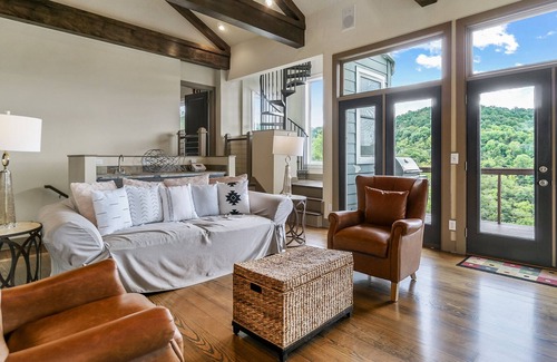 Smithville Chalet De Esquí | It's A Wonderful Life