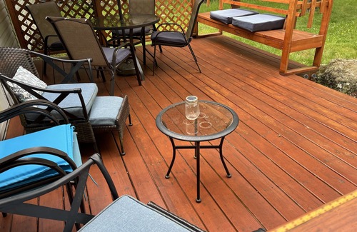 Pocono Lake Cabaña | Spring and summer are perfect times to visit the Poconos!