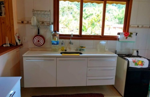 Visconde de Maua Casa | It's close to the center, cozy and ideal for resting and sightseeing.
