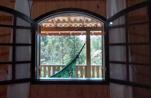 Visconde de Maua Casa | It's close to the center, cozy and ideal for resting and sightseeing.