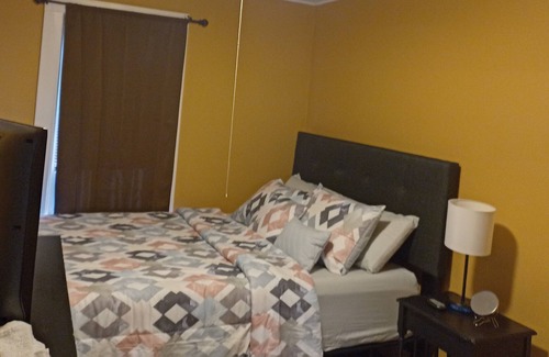 Quincy Casa | It's comfort Away frm home. 4mins walk to Quincy Adam Tstation, 0 mins to b/stop