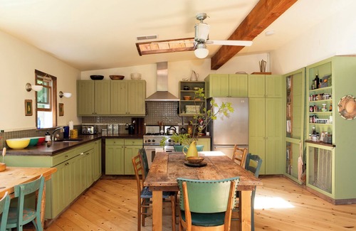 Chatham Chalet De Esquí | It's time to FALL in Love with Upstate!