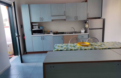 Sant'Andrea Apostolo dello Ionio Casa | Casa de vacaciones 'Casa Del Sole' con terraza privada y aire acondicionado
