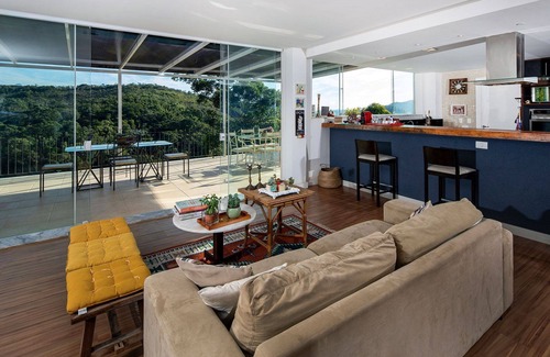 Posse Casa | Ita001 - Hermosa casa con impresionantes vistas en Itaipava