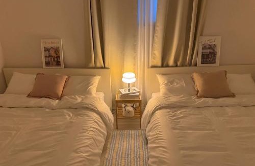Itaewon Villa | Itaewon Station 10 minutes,Gyeongnidan-gil,Itaewon World Food Street,Beam Projector,Netflix wifi
